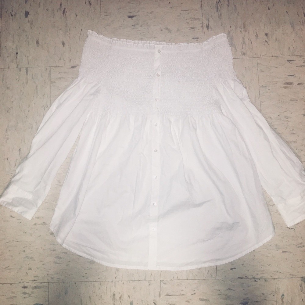 NWOT white off the shoulder blouse w/ buttons
